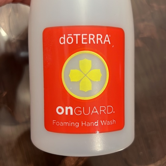 Dōterra onguard foaming hand wash bottles - Picture 3 of 3